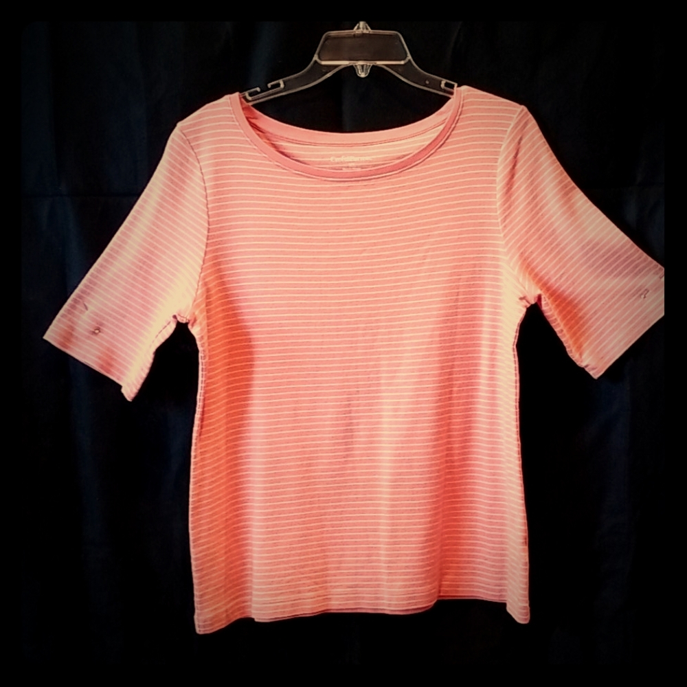 Pullover blouse tee shirt collar